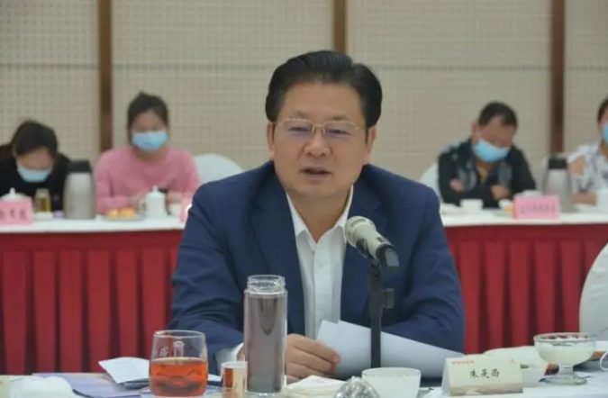 南陽市委書記朱是西：支持中南鉆石、神州靈山等超硬材料企業(yè)做大做強(qiáng)